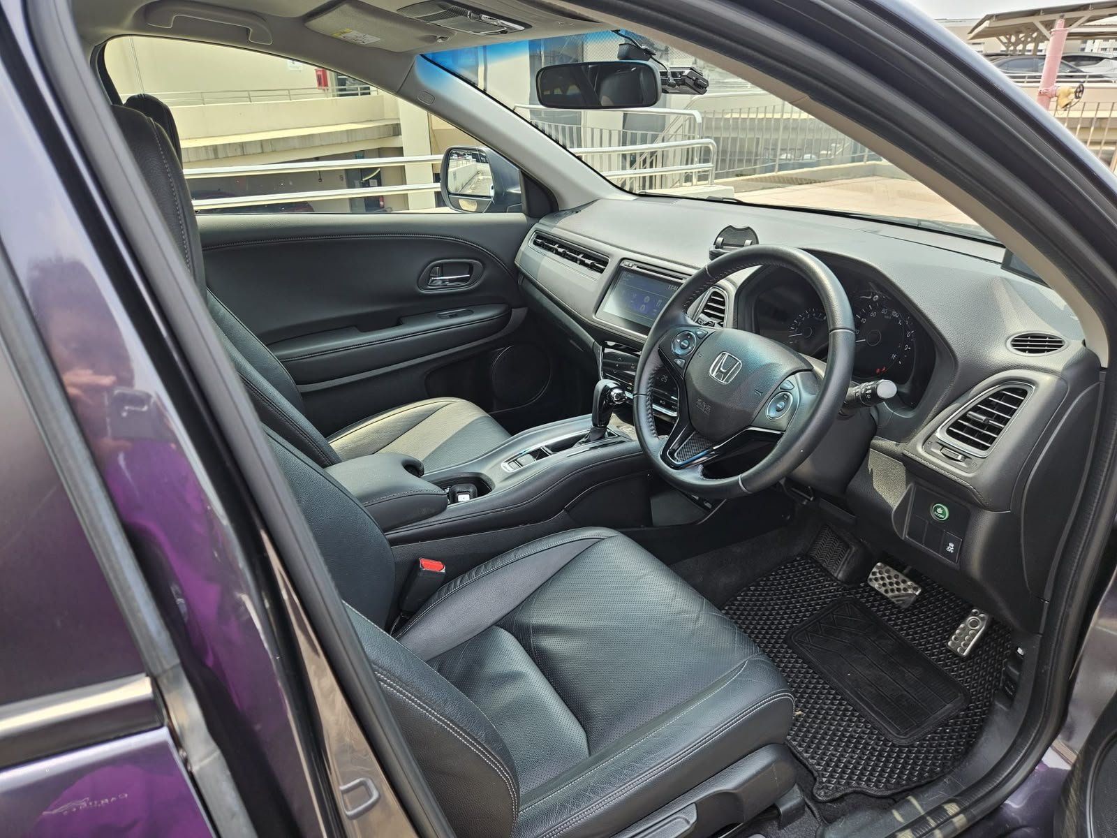 Honda HR-V 1.5 LX photo 7